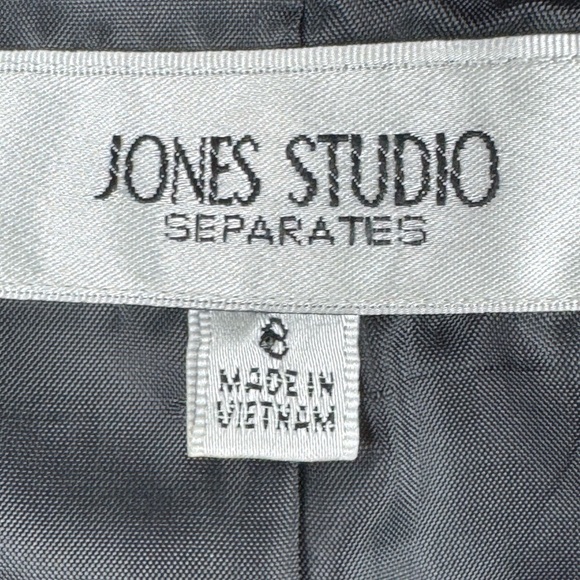 Jones Studio size 8 Elegant Gray Women's Jacket - Picture 8 of 8